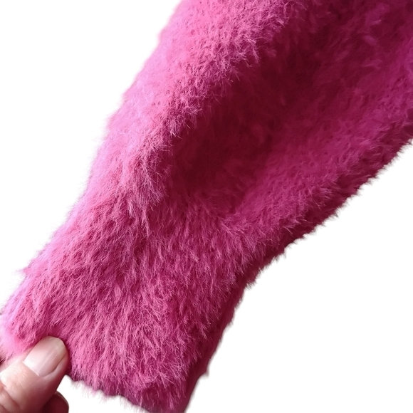 Almost Famous Women's Pink V-Neck Botton Fuzzy Long Sleeve Cardigan Sweater XL - Picture 5 of 7